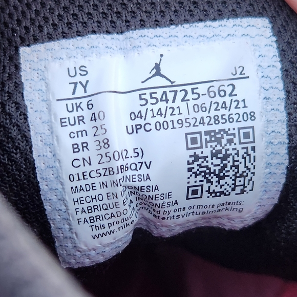 Nike Air Jordan 1 Mid GS Girls Leather Sneakers Pink Black Size Youth 7/Womens 8 - Picture 12 of 15